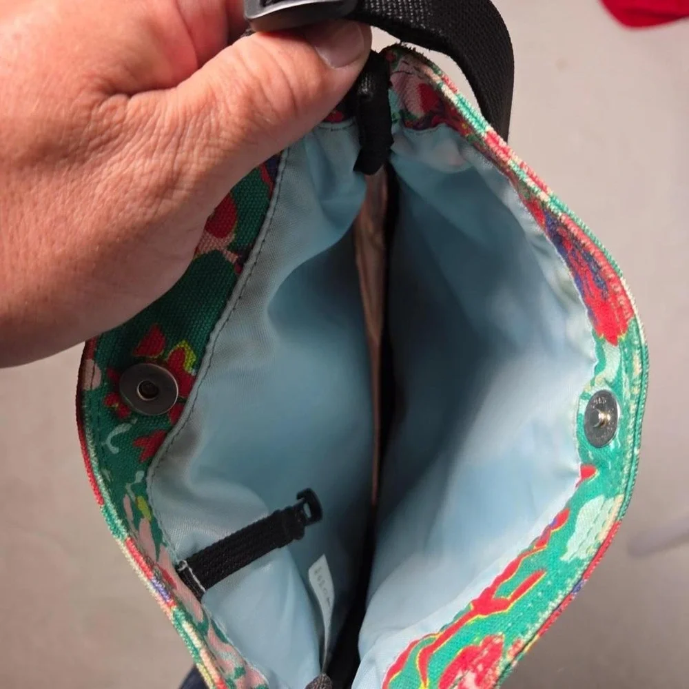 Kavu Keeper Crossbody Bag Rose Garden‎ Floral Print Rope Sling Strap Cotton